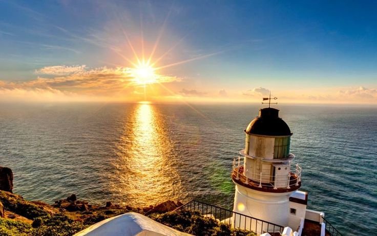 Маяк солнце