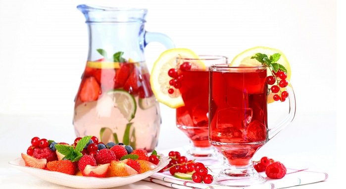Фруктово ягодные прохладительные напитки