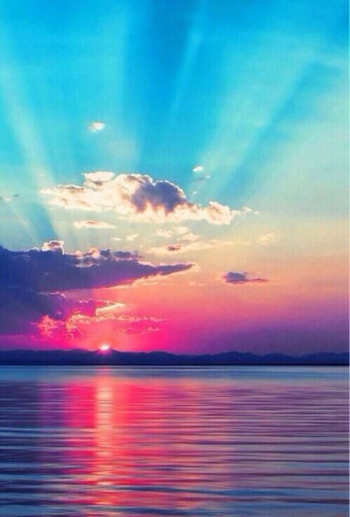 Розово голубой закат