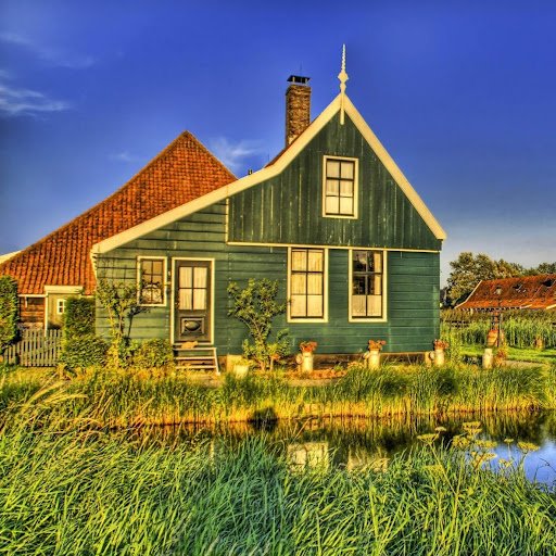 Пейзаж с домом