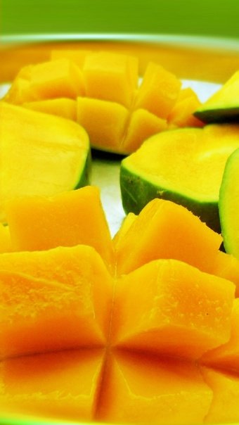 Манго зеленое