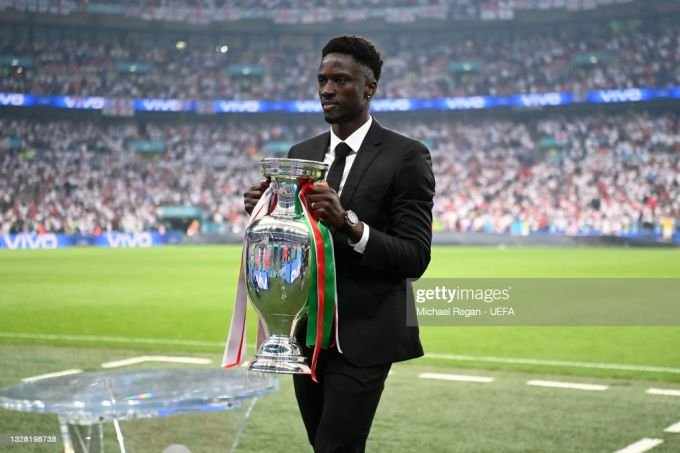 Эдер Милитан