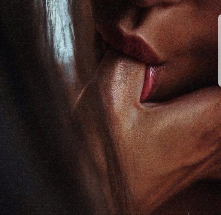 Страстные губы