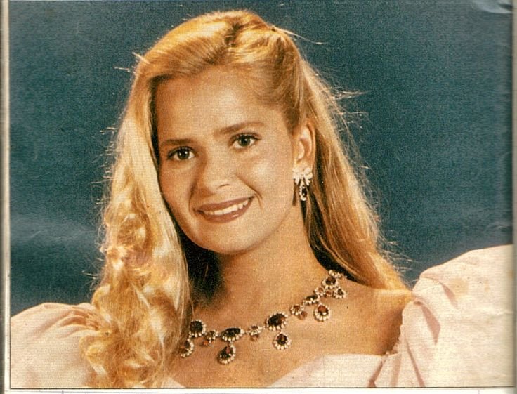 Гресия Кольменарес 2020