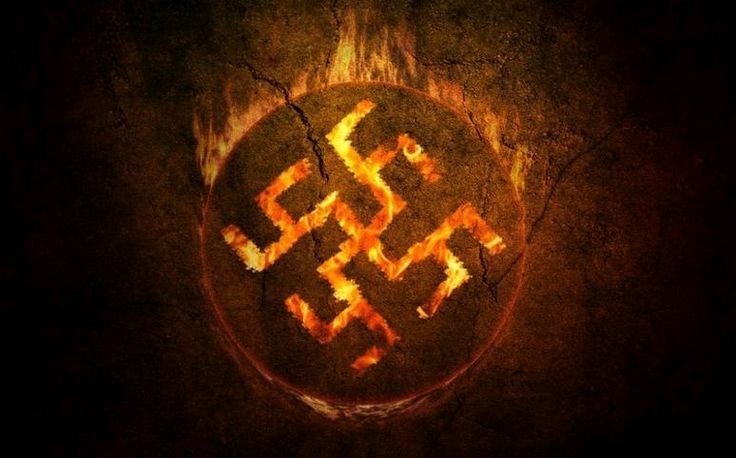 Славянская свастика Сварог