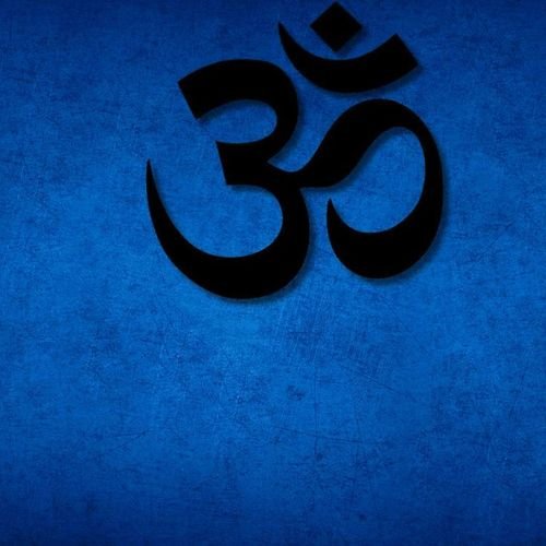 Знак ом на черном фоне