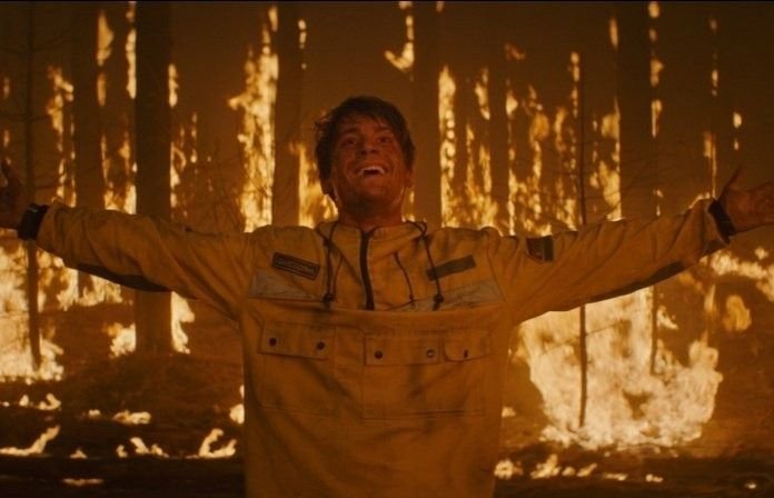 Иван Янковский в фильме огонь