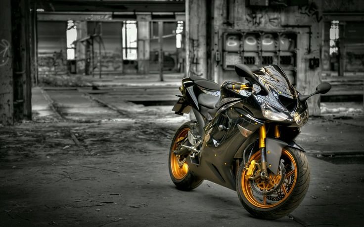 Yamaha r6 Black