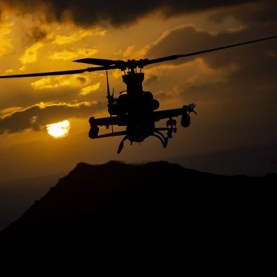 Военный вертолет