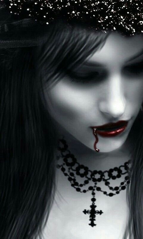 Мистические девушки