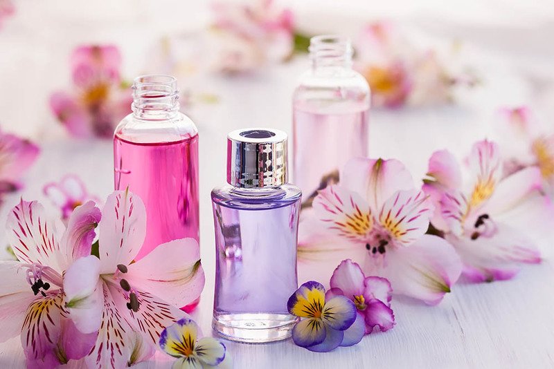Нежные цветочные духи