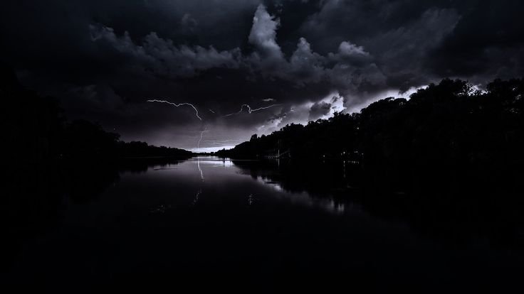 Обои на рабочий стол темные