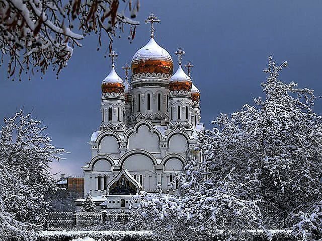 Спасо-Преображенский собор зимой