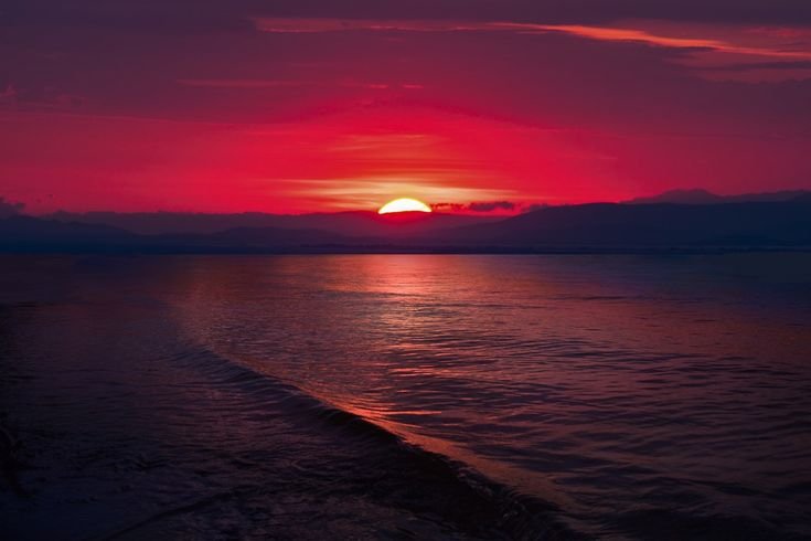 Красивый закат солнца