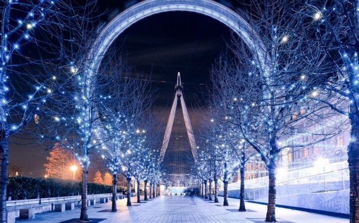 Новогодний город