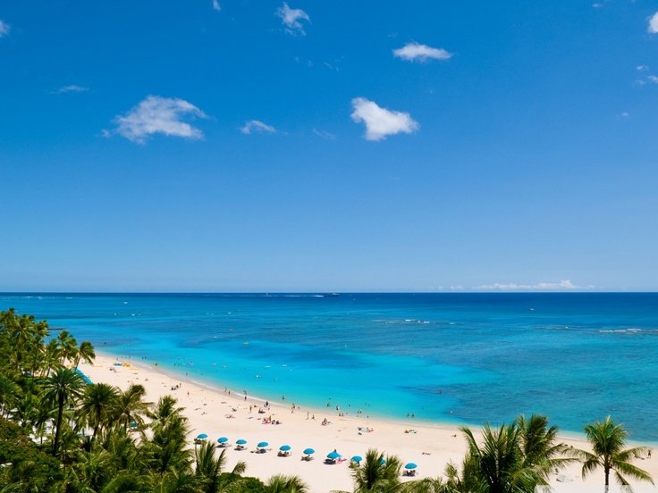 Лазурный пляж