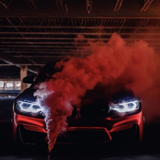 БМВ м5 ф90 в дыму