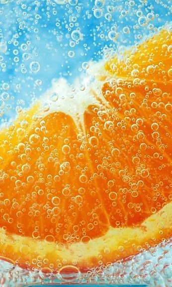 Яркие фрукты