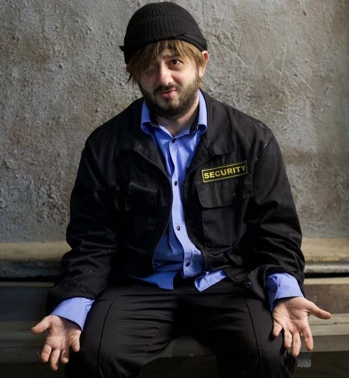 Охранник Александр Бородач