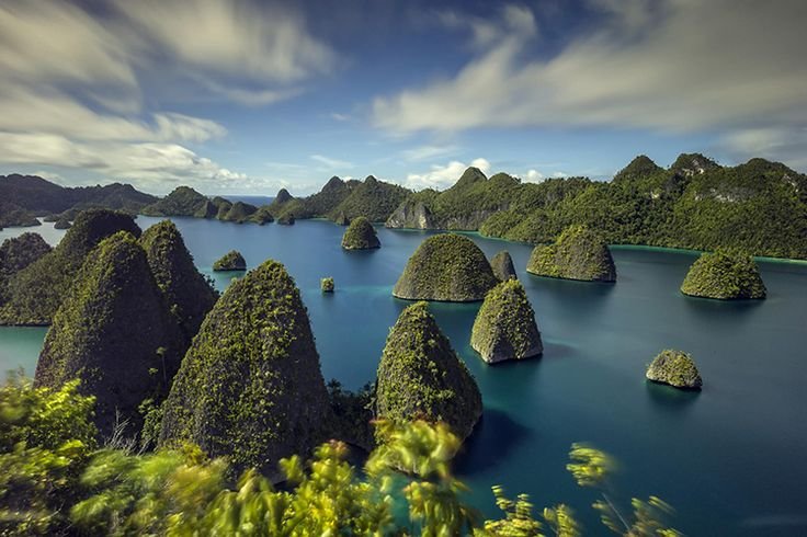 Озеро Раджа Ампат Индонезия