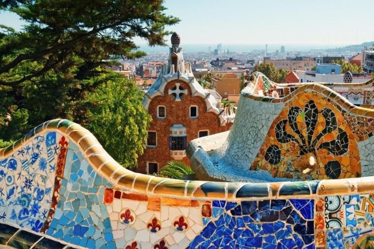 Парк Гуэль Барселона архитектура
