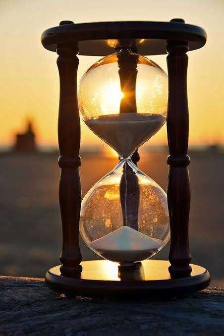 Песочные часы современные