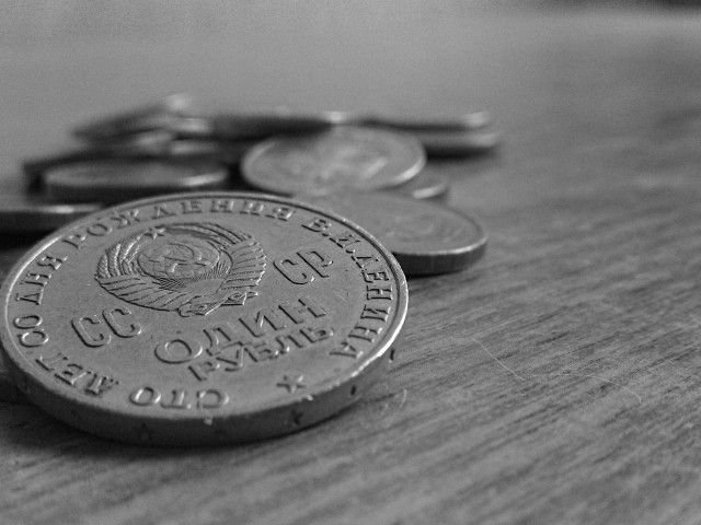 Обои на рабочий стол деньги