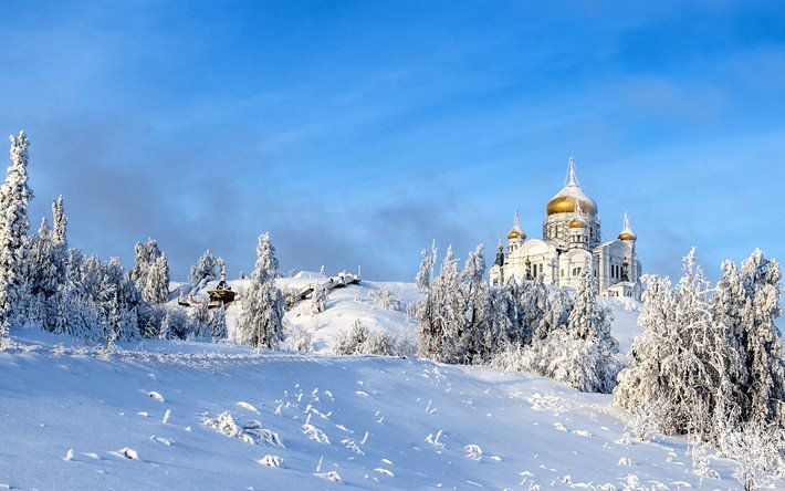 Белогорский монастырь зимой