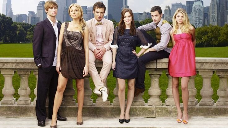 Сплетница (телесериал, 2021)