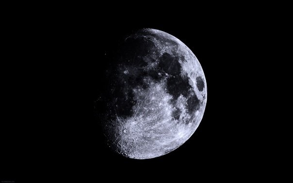 Заставка на рабочий стол Луна