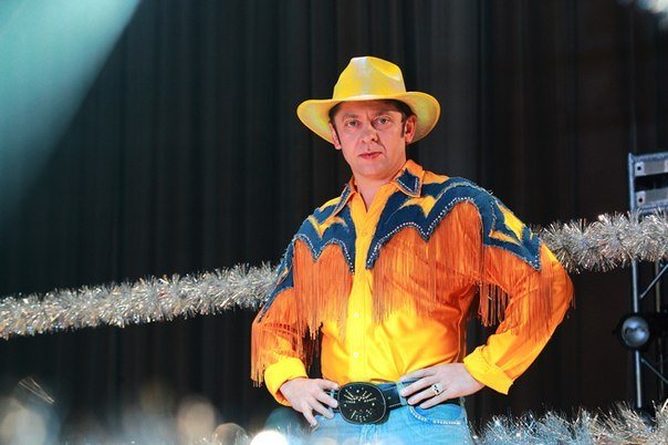 уральские пельмени новогодняя