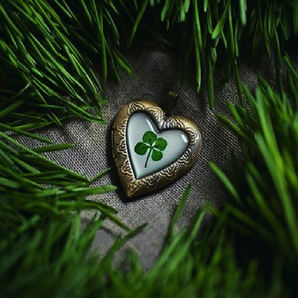 Четырёхлистный Клевер талисман