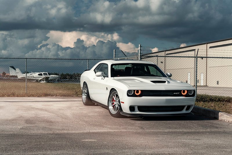 Dodge Challenger srt 4к