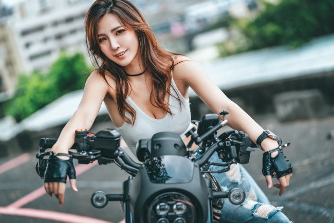 спортивные девушки